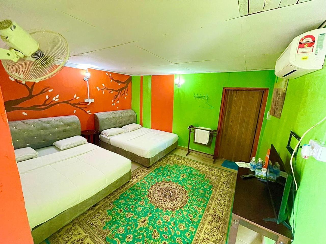 Dgeting Beach Resort Tumpat Exterior foto